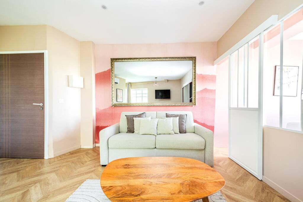 Superbe Rose Pour 6 Avec Sauna Apartment Paris