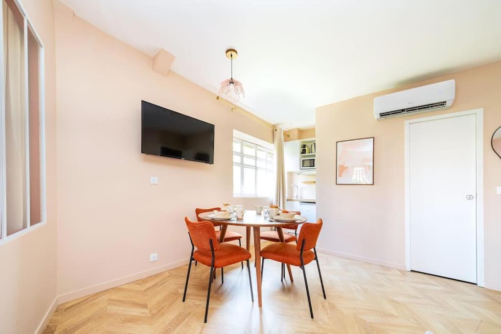 Superbe Rose Pour 6 Avec Sauna Apartment Paris